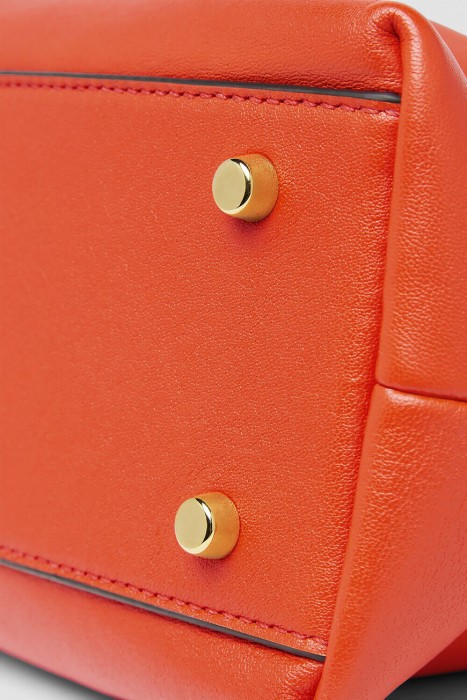 Продукция для женщин фото