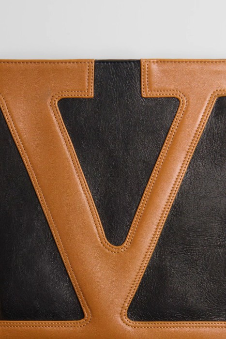 сумка  модель viva superstar универсального стиля с лицевой стороны