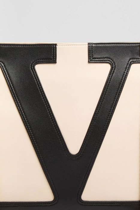 сумка  модель viva superstar универсального стиля с лицевой стороны