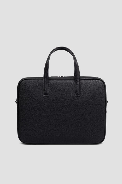 Товар черного цвета с внутренней стороны