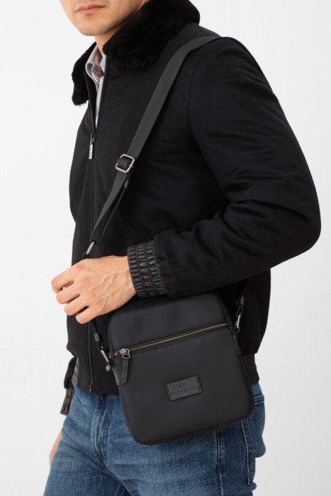 сумка  по цене 21600 руб вид справа