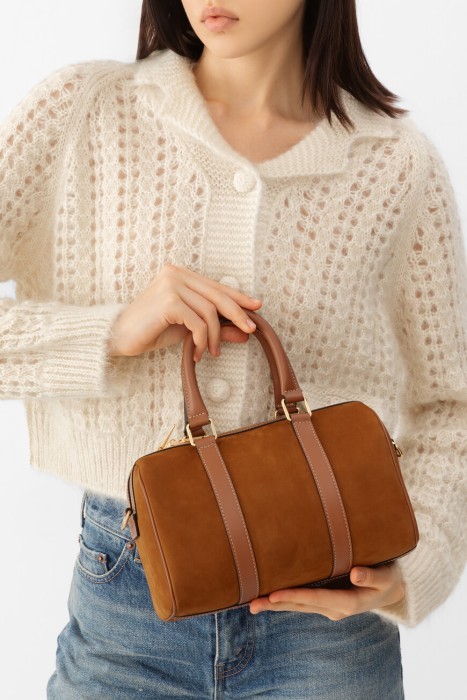 сумка  по цене 244725 руб вид справа