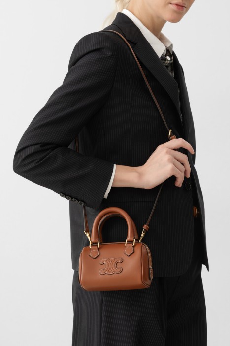 сумка  от бренда celine вид слева