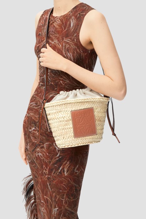 сумка  по цене 52650 руб вид справа