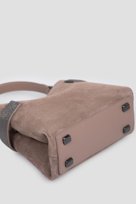 Продукция для женщин фото