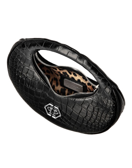 Товар черного цвета с внутренней стороны