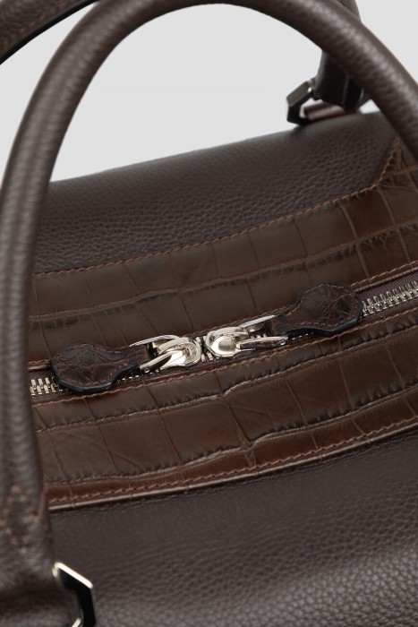 сумка  из кожи спереди