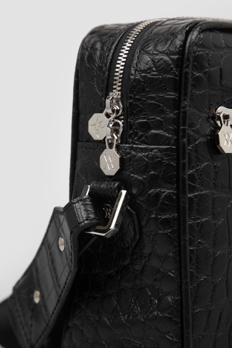 сумка  из кожи спереди