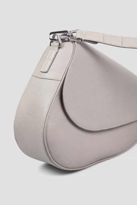 Товар серого цвета с внутренней стороны