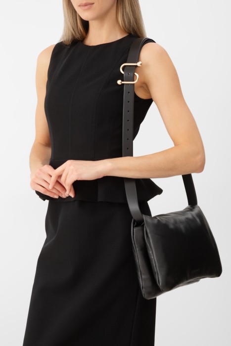 сумка  от бренда max mara вид слева