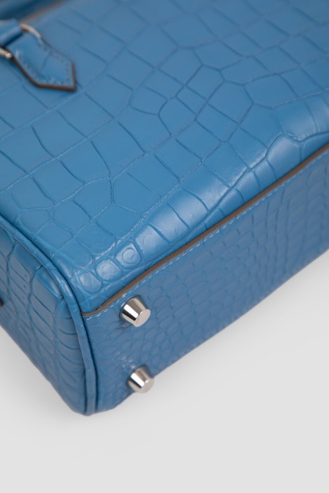 сумка  универсального стиля с лицевой стороны