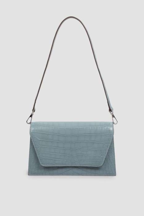 Товар серого цвета с внутренней стороны