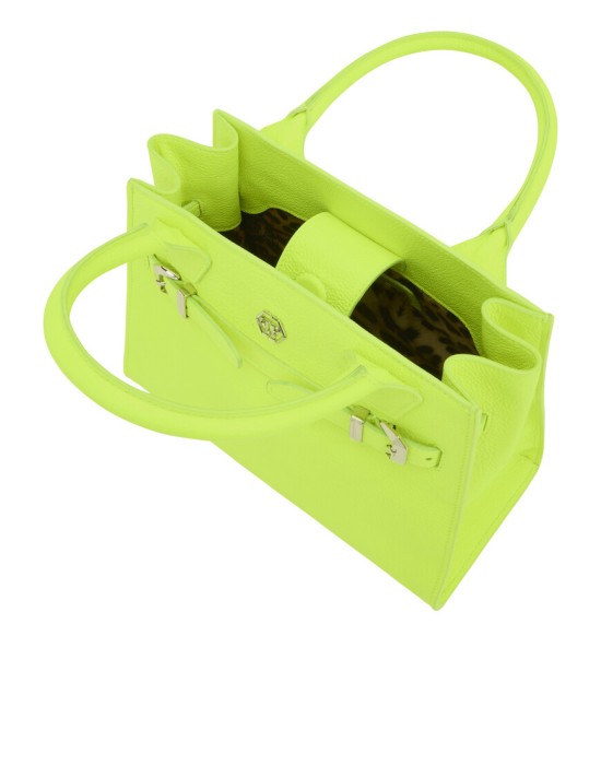 Товар желтого цвета с внутренней стороны