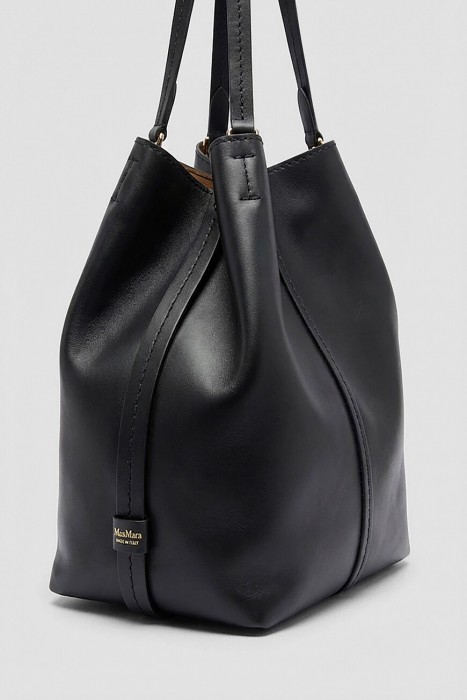 сумка  от бренда max mara вид слева