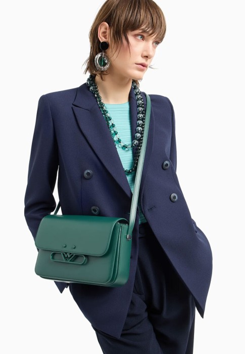 сумка  от бренда emporio armani вид слева