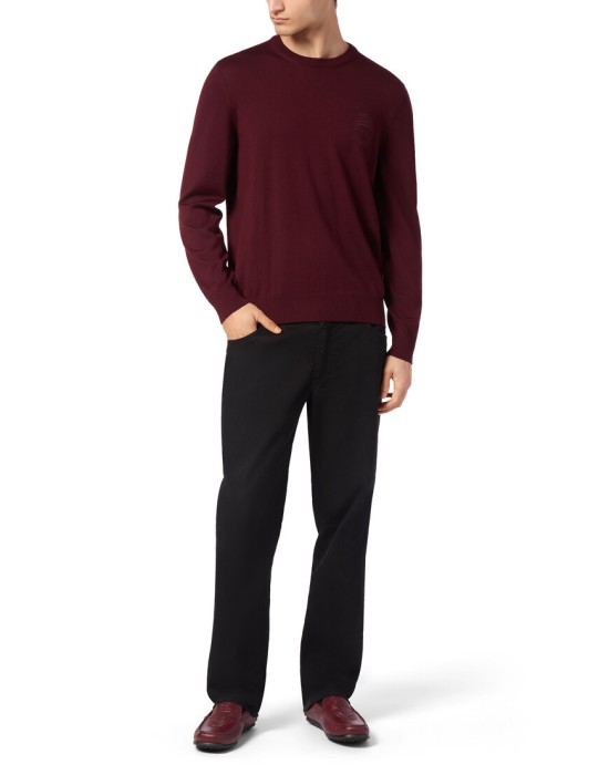 свитер  из италии вид сбоку