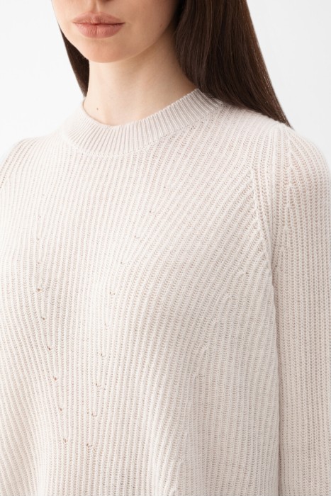 свитер  из италии вид сбоку