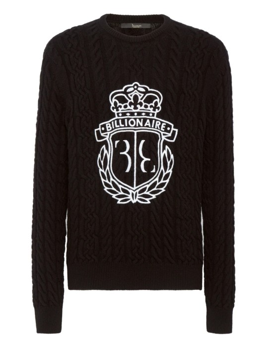 Товар черного цвета с внутренней стороны