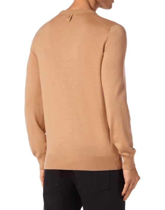 свитер  из италии вид сбоку