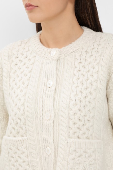 свитер  из франции вид сбоку