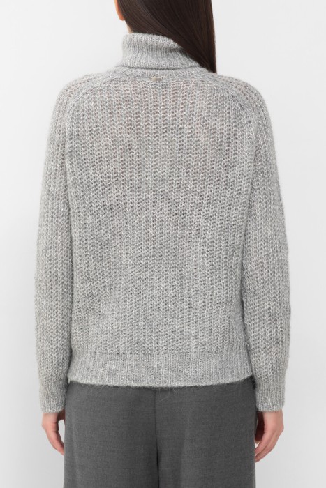 свитер  от бренда herno вид слева