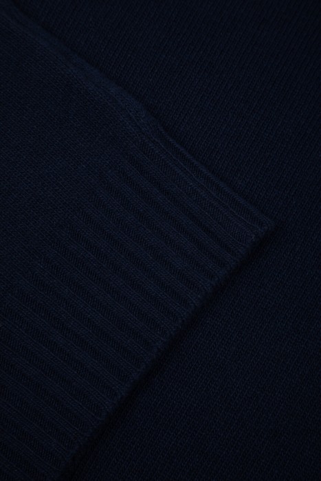 свитер  для взрослого возраста с изнаночной стороны