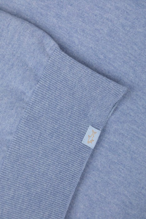 свитер  универсального стиля с лицевой стороны