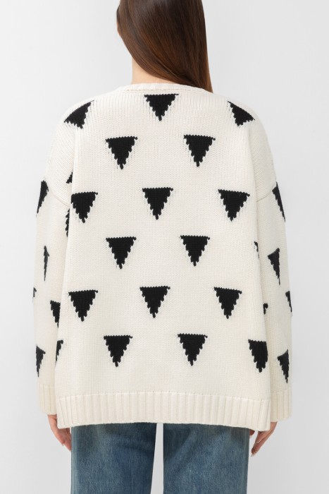 свитер  по цене 145400 руб вид справа