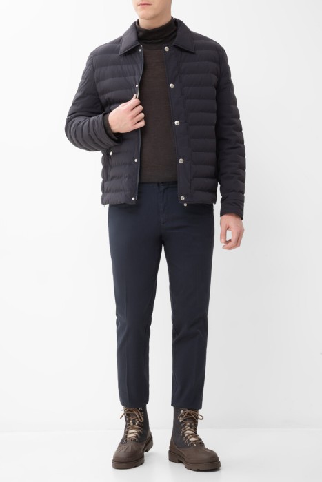 свитер  из шерсти спереди