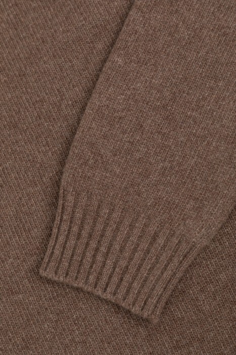 свитер  универсального стиля с лицевой стороны