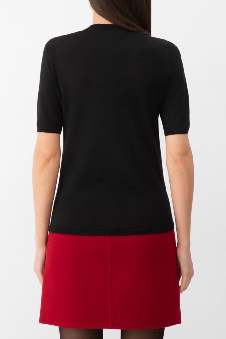 свитер  по цене 28800 руб вид справа