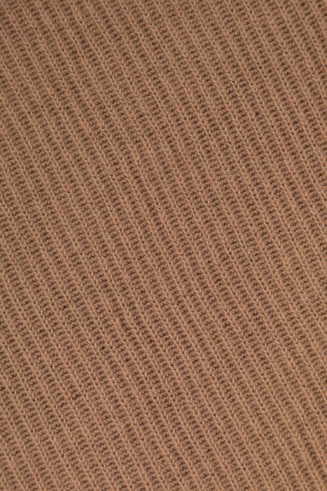 свитер  повседневного стиля с лицевой стороны