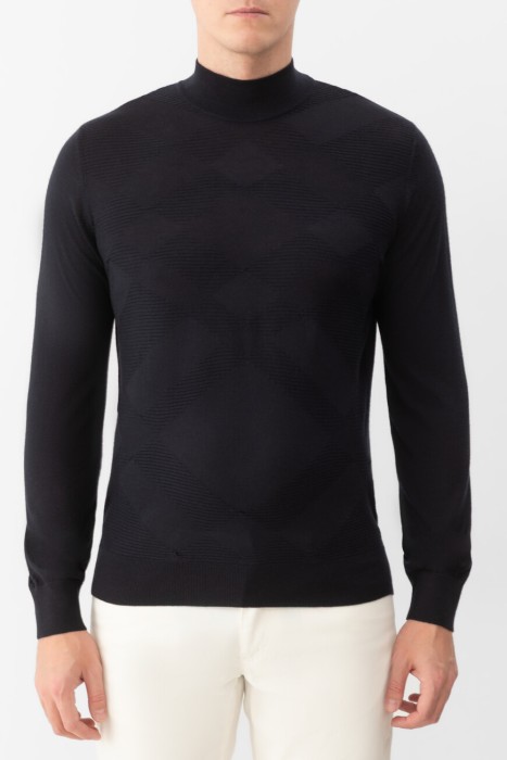 Товар с артикулом KMN001M0330VTAR00 N220 вид сзади