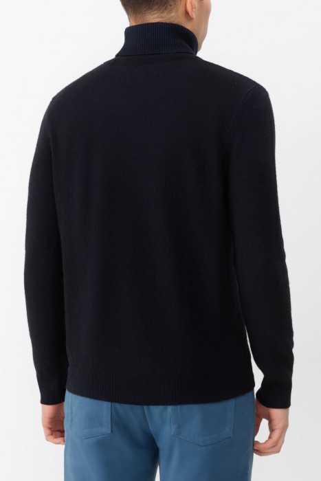 свитер  от бренда zilli вид слева