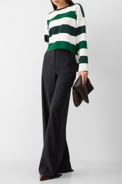 Товар разноцветного цвета с внутренней стороны