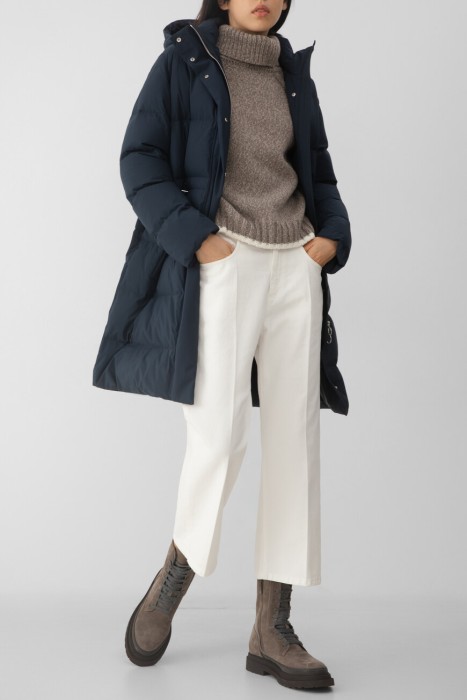 свитер  из шерсти спереди