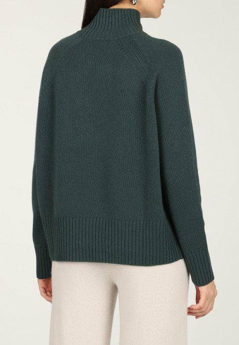 свитер  из германии вид сбоку