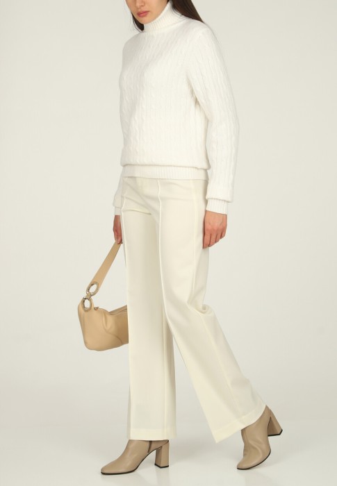 свитер  от бренда allude вид слева