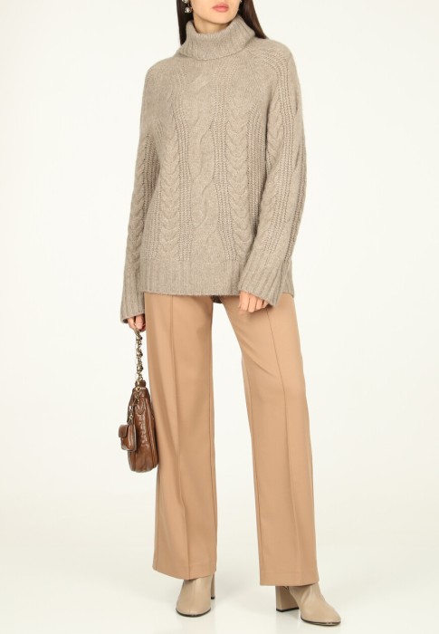 свитер  из германии вид сбоку