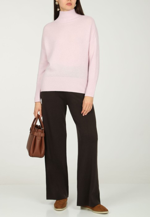 свитер  из германии вид сбоку