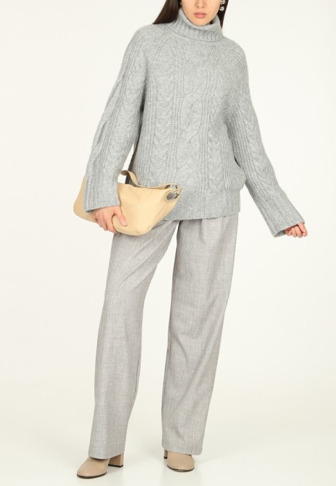 свитер  от бренда allude вид слева