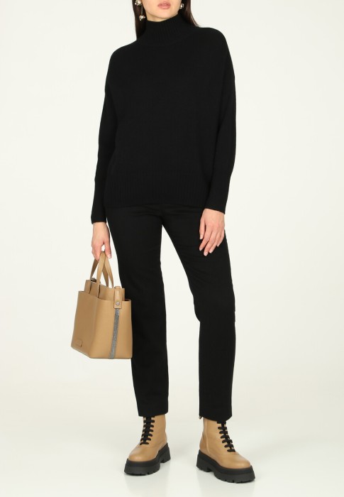 свитер  от бренда allude вид слева