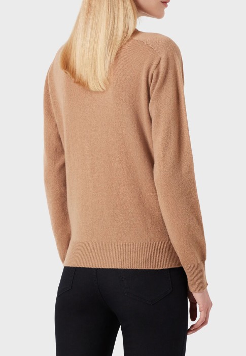 свитер  из италии вид сбоку