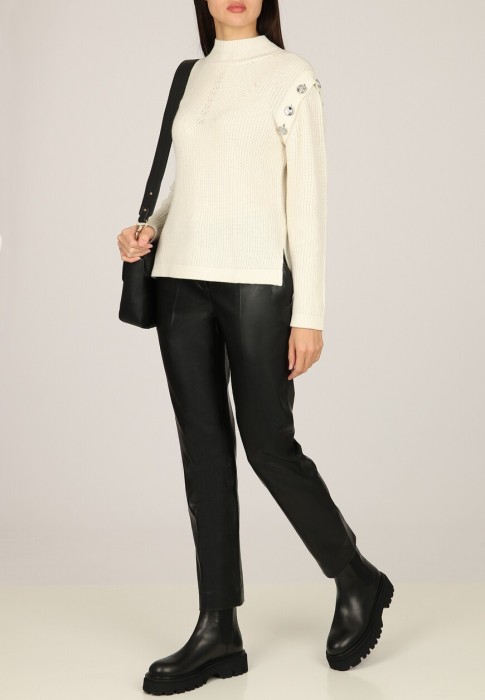 свитер  по цене 52900 руб вид справа