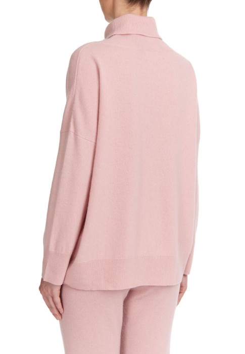 Товар розового цвета с внутренней стороны