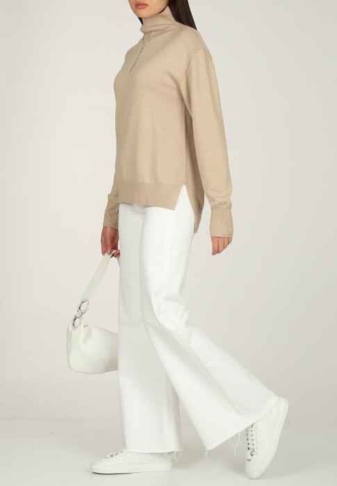 свитер  из италии вид сбоку