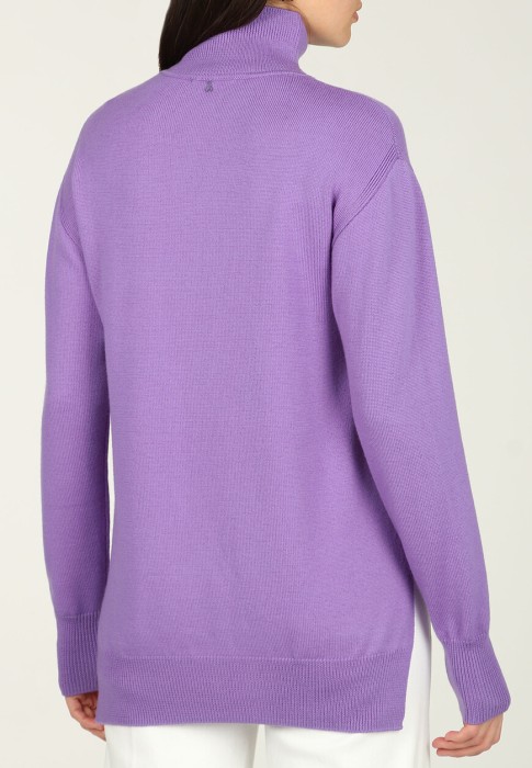 Товар фиолетового цвета с внутренней стороны