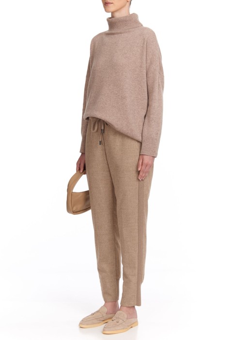 свитер  по цене 21630 руб вид справа