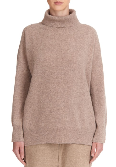 свитер  из италии вид сбоку