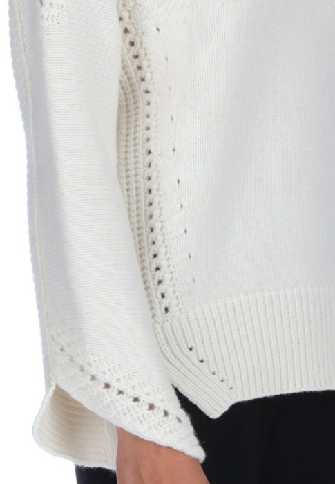 свитер  из италии вид сбоку